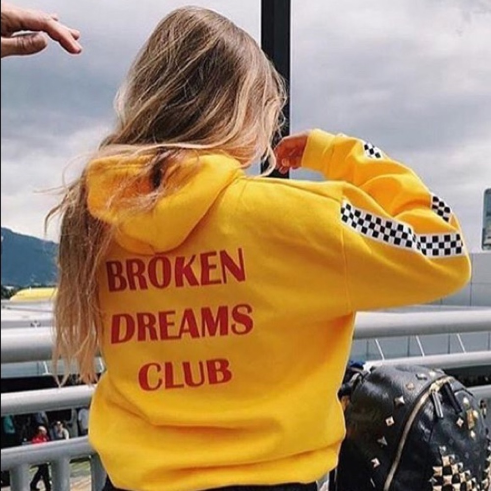 “Broken Dreams Club” Sweatshirt 🥀